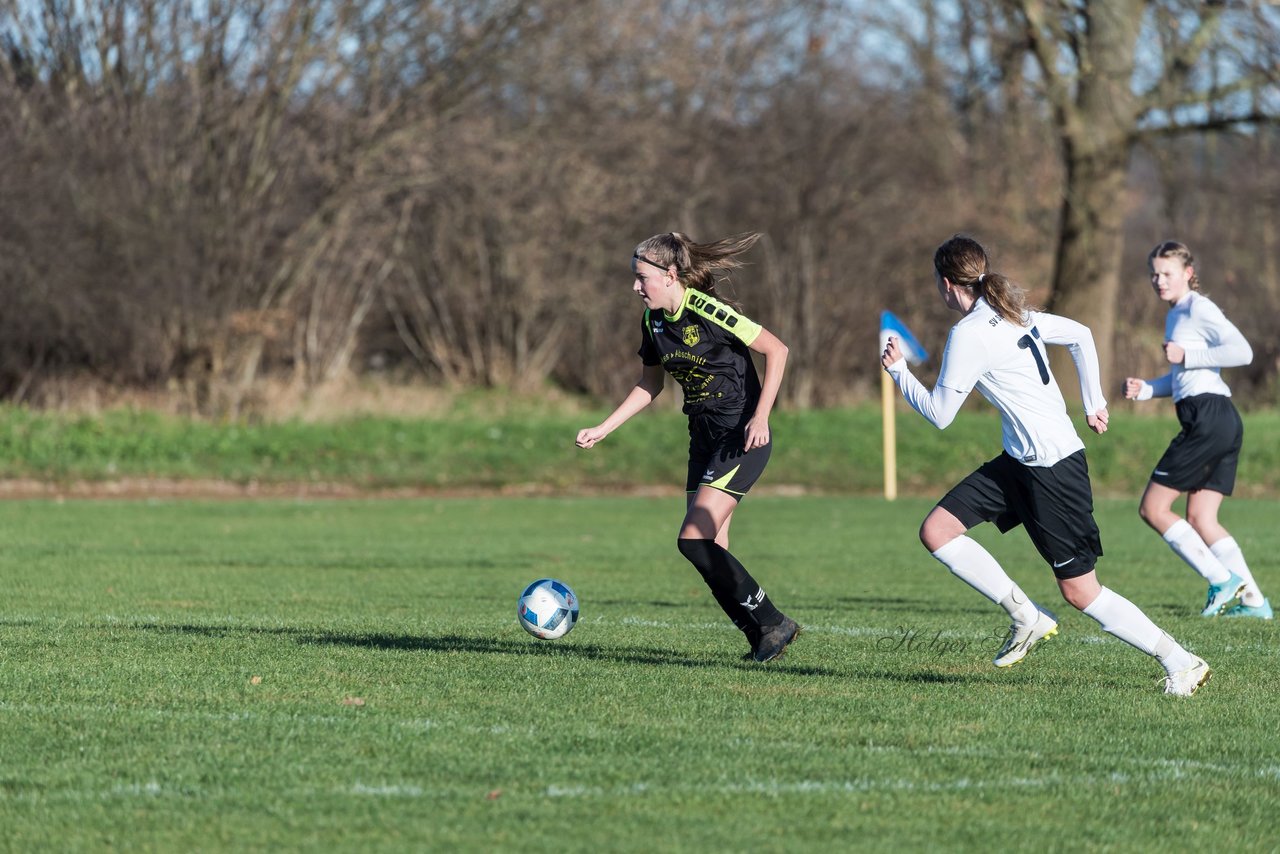 Bild 250 - B-Juniorinnen MSG Steinhorst Krummesse - SV Frisia 03 Risum Lindholm : Ergebnis: 0:5